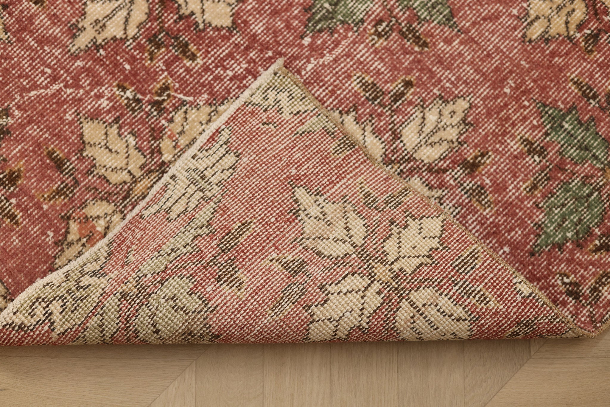 Vintage Isparta Turkish Runner Rug 2x5 ft — Red & Beige Floral