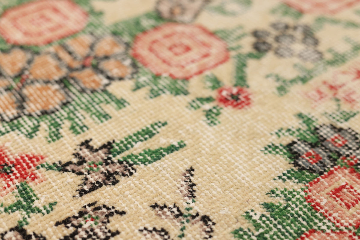 Vintage Isparta Turkish Runner Rug 3x6 ft — Beige & Pink Floral