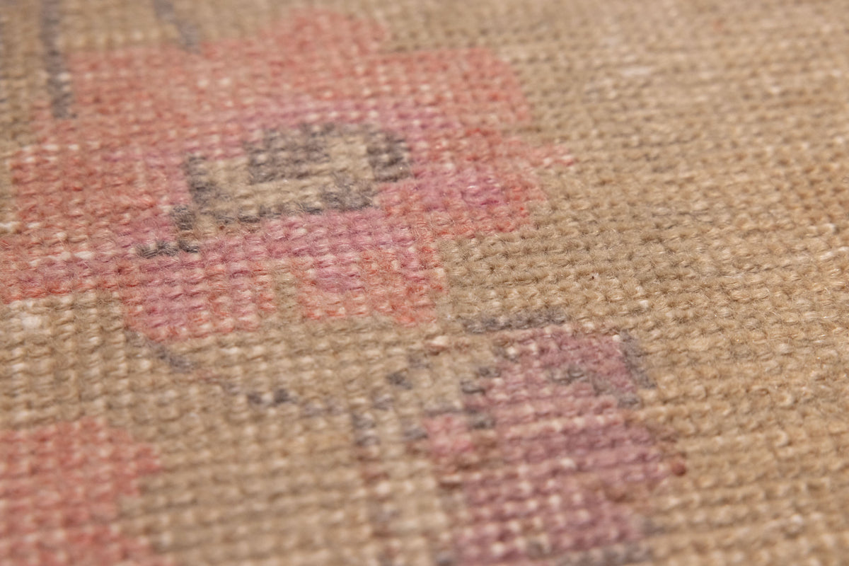 Vintage Isparta Turkish Area Rug 3x8 ft — Beige & Pink Floral