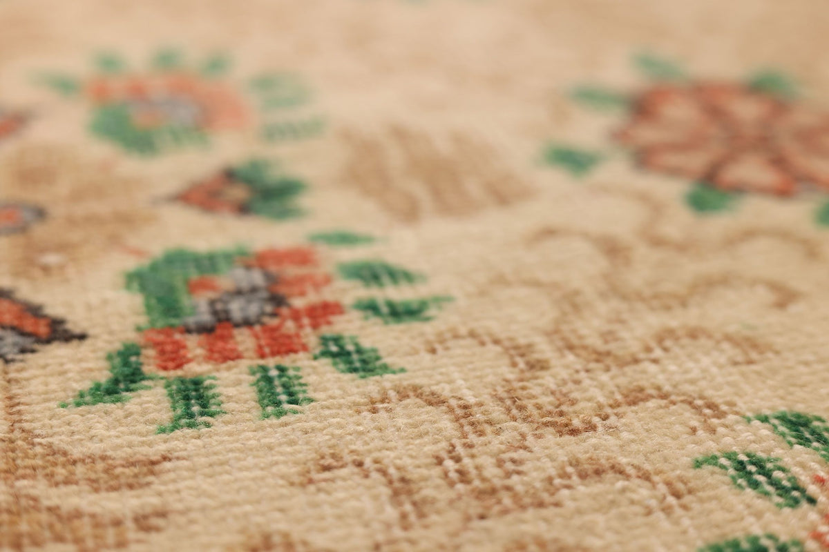 Vintage Isparta Turkish Area Rug 4x7 ft — Beige & Brown Floral