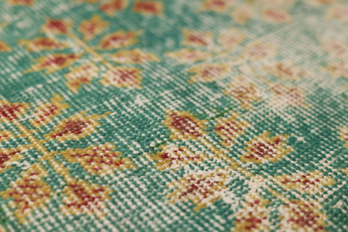 Vintage Isparta Turkish Area Rug 2x5 ft — Green & Beige Distressed
