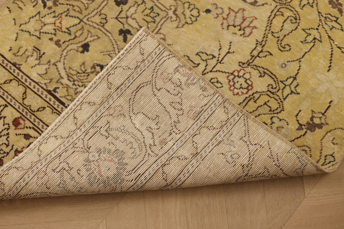 Darenath Persian Style Runner Rug