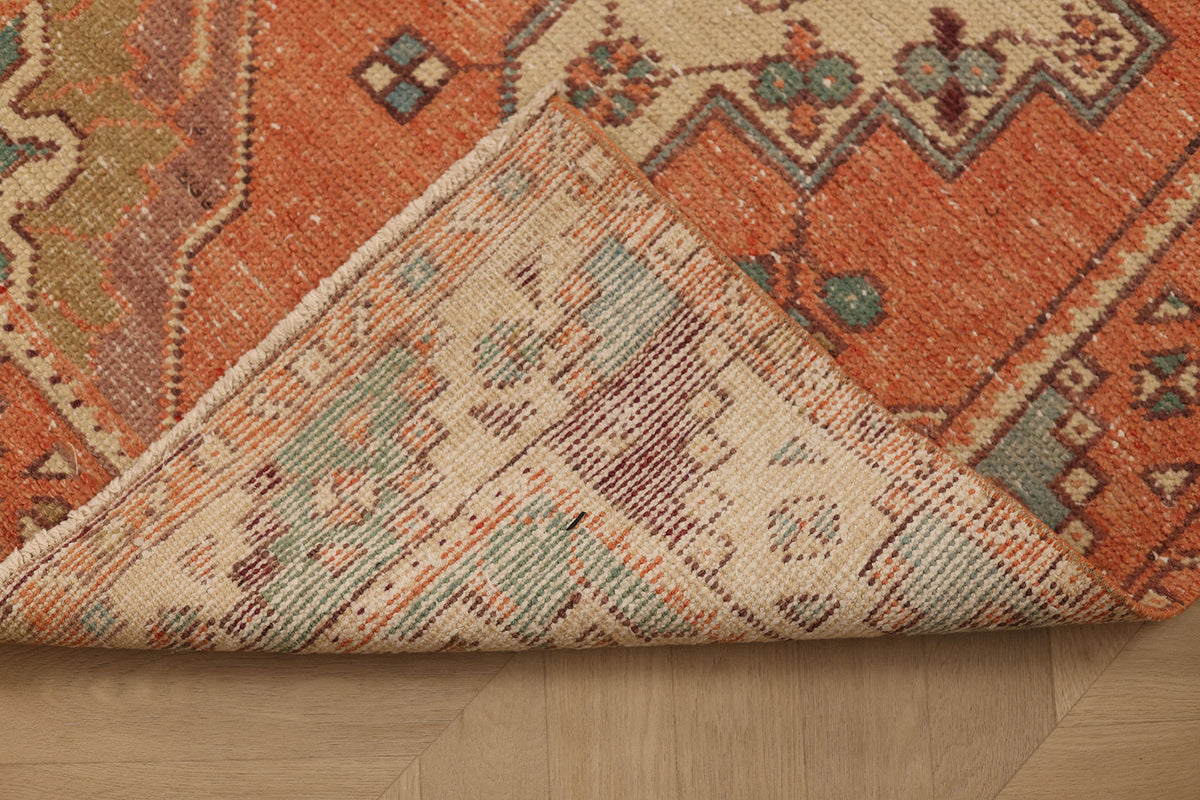 Vintage Niğde Turkish Runner Rug 3x9 ft — Red & Beige Geometric