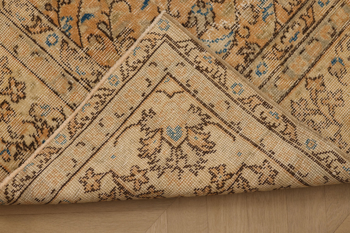 Vintage Isparta Turkish Runner Rug 2x9 ft — Orange Floral