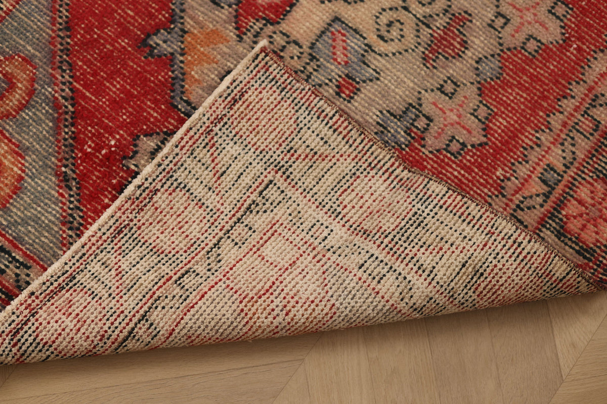 Vintage Niğde Turkish Runner Rug 3x9 ft — Red & Beige maximalist