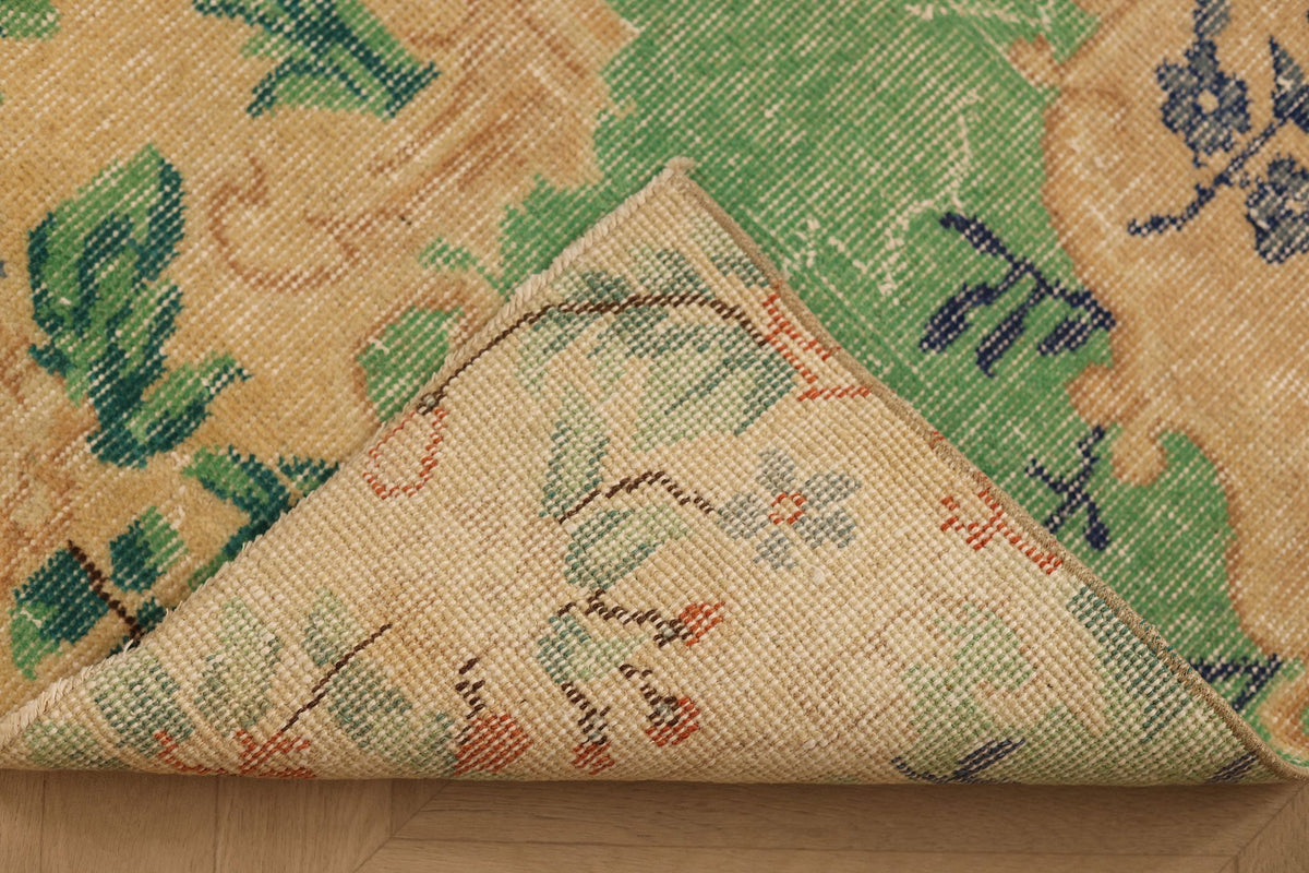 Vintage Isparta Turkish Runner Rug 3x8 ft — Green & Beige Floral