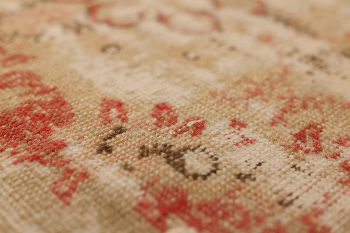 Vintage Denizli Turkish Runner Rug 3x4 ft — Beige & Red Floral