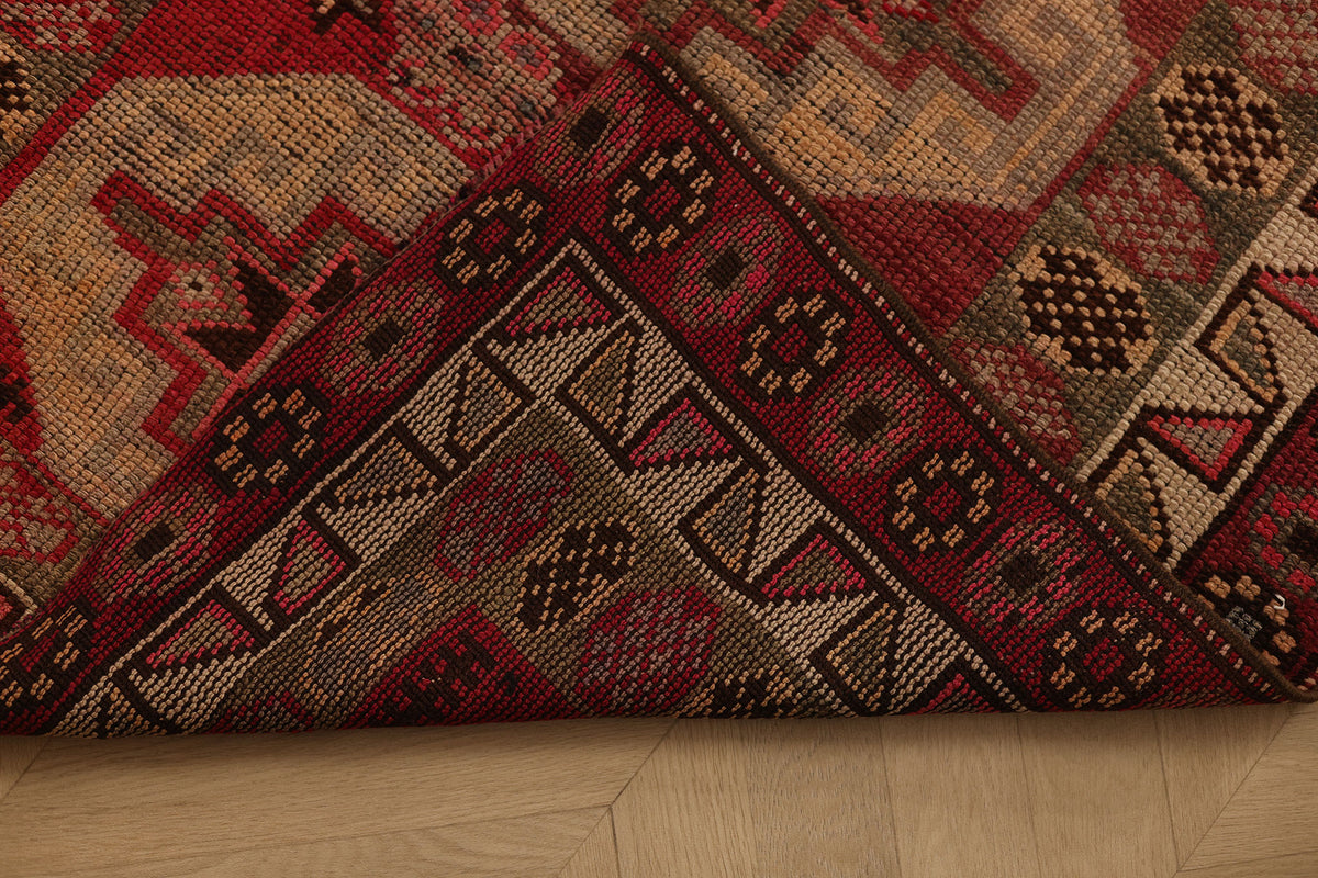 Lamveris Persian Style Runner Rug