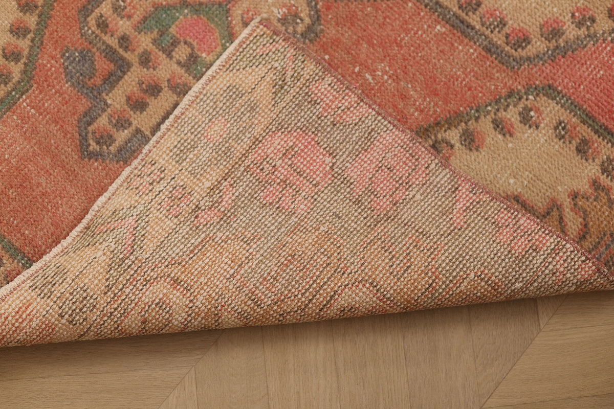 Vintage Nevşehir Turkish Runner Rug 3x7 ft — Red & Beige Floral