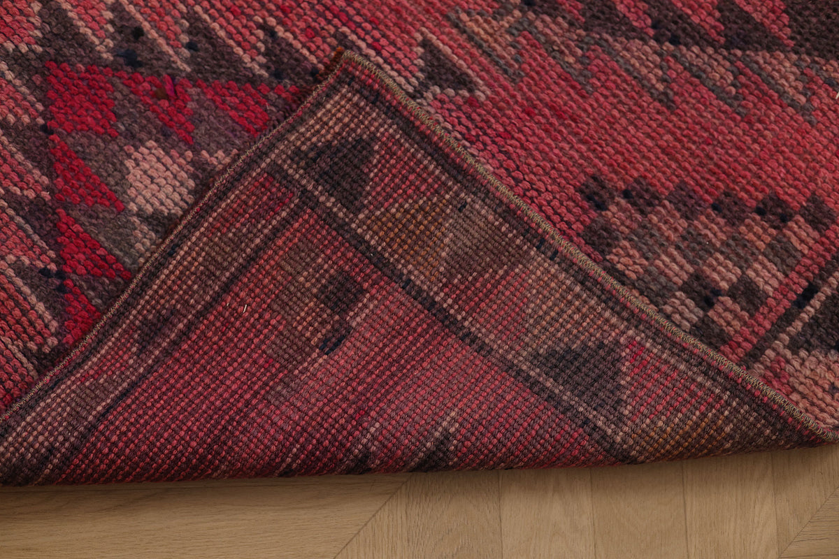 Kethunor Persian Style Runner Rug