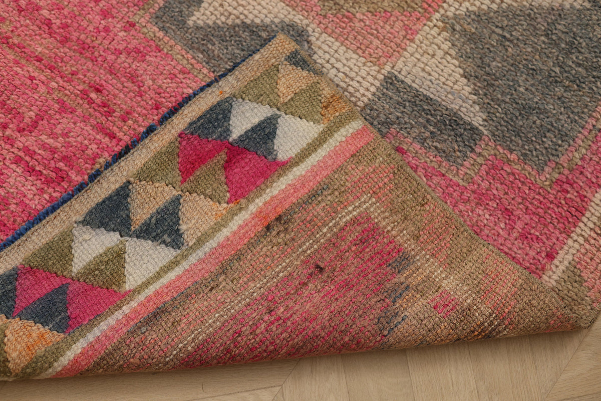 Tseniel Persian Style Runner Rug