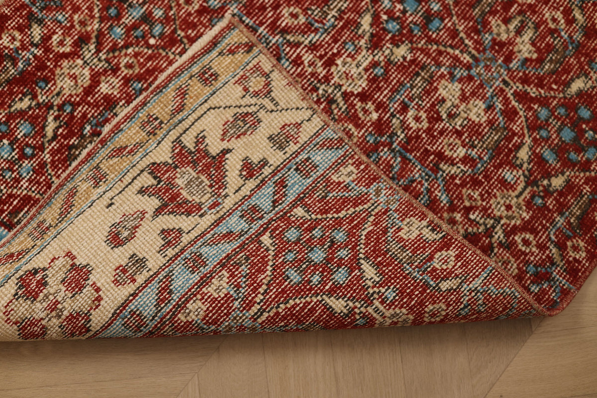 Vintage Isparta Turkish Runner Rug 2x7 ft — Red & Beige Floral