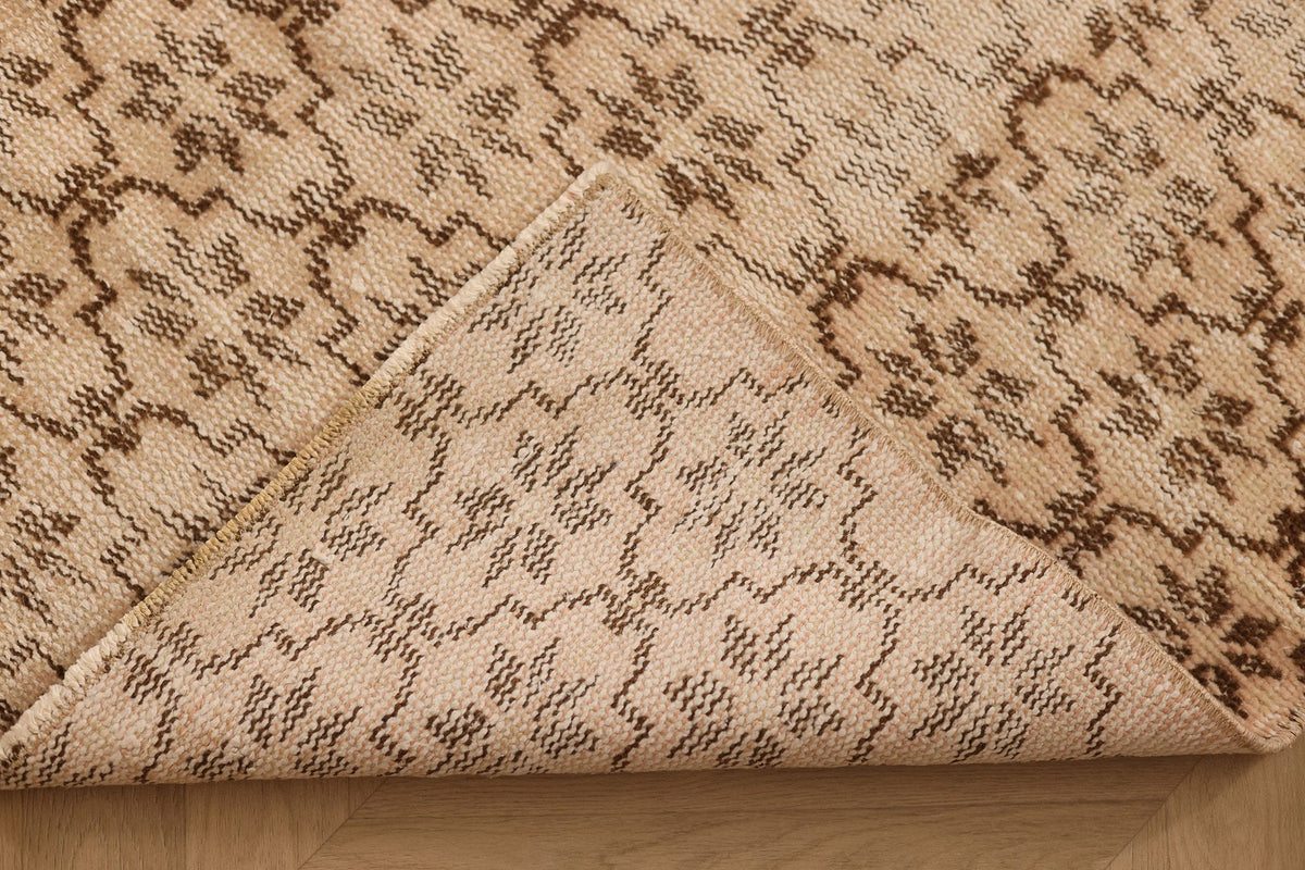 Vintage Manisa Turkish Runner Rug 3x10 ft — Beige & Brown Floral
