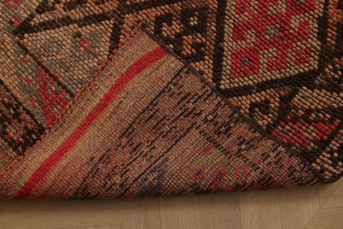 Lamerenk Persian Style Runner Rug