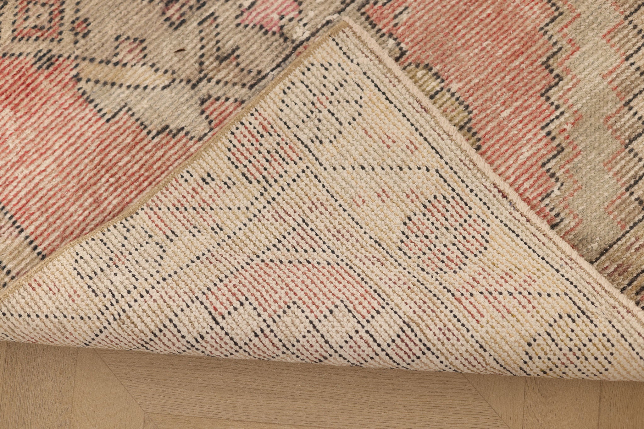 Vintage Niğde Turkish Runner Rug 3x9 ft — Pink & Beige Geometric