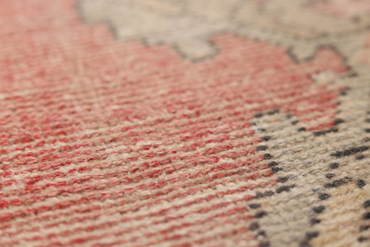 Vintage Niğde Turkish Runner Rug 3x9 ft — Pink & Beige Geometric