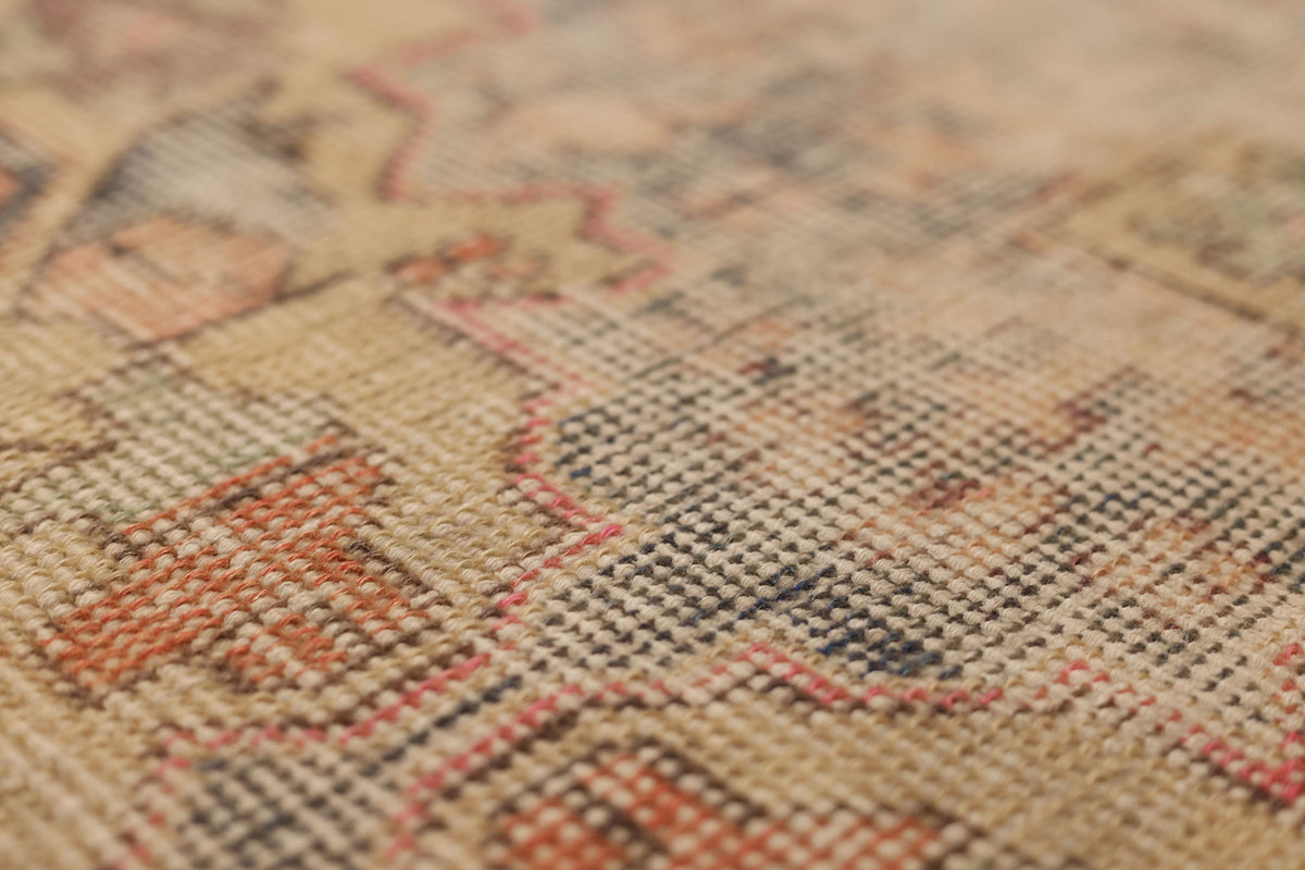 Vintage Nevşehir Turkish Area Rug 3x6 ft — Red & Beige Distressed