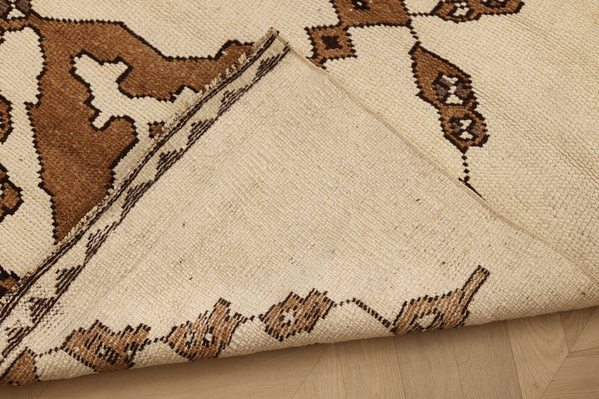 Cemurethar Persian Style Runner Rug