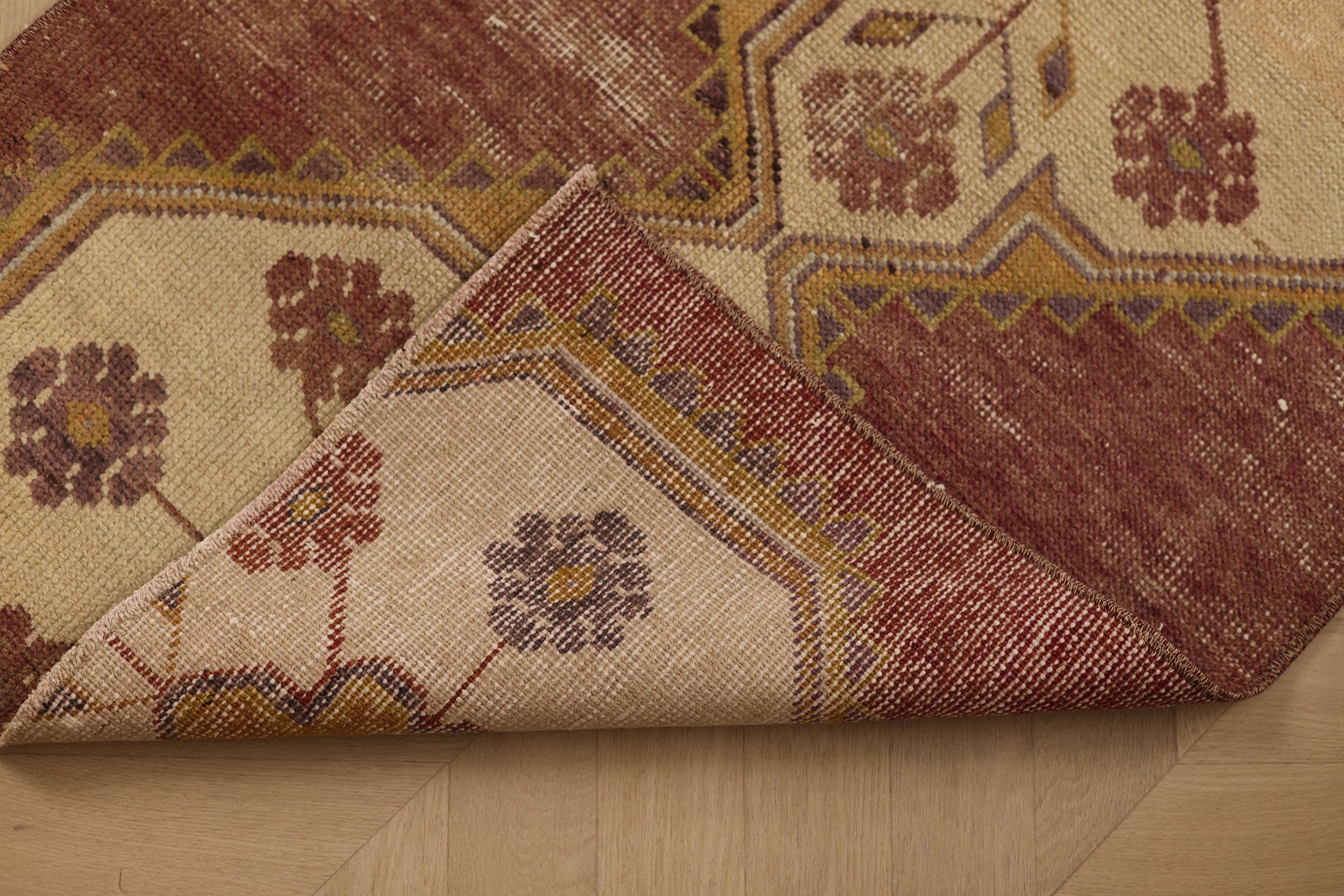 Vintage Niğde Turkish Runner Rug 2x5 ft — Red & Beige Floral