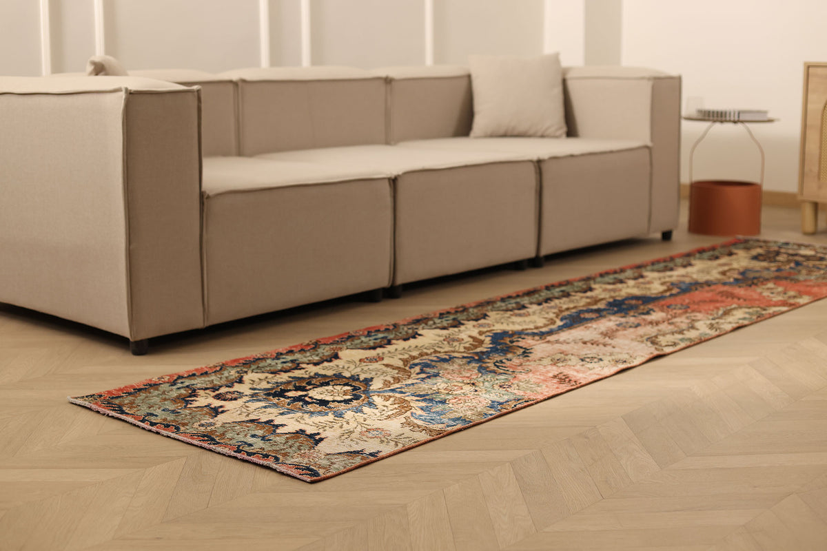 Dakhurethun Persian Style Runner Rug