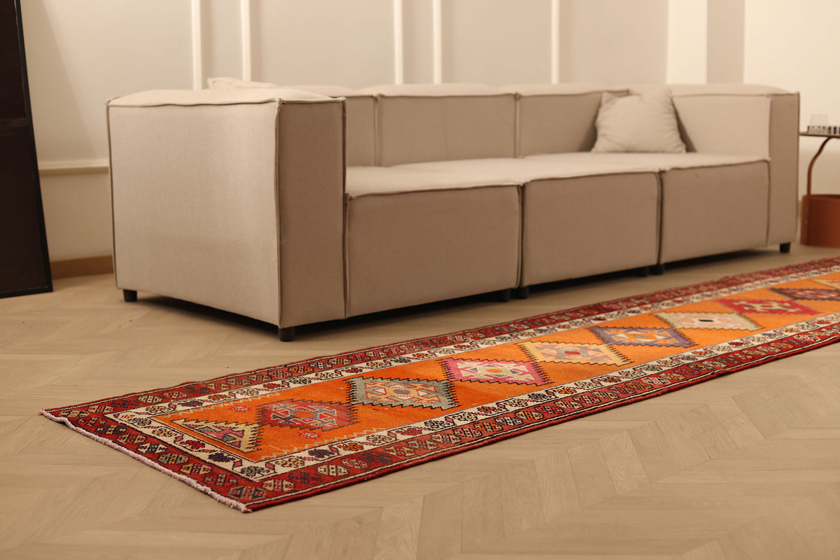 Cethverun Persian Style Runner Rug