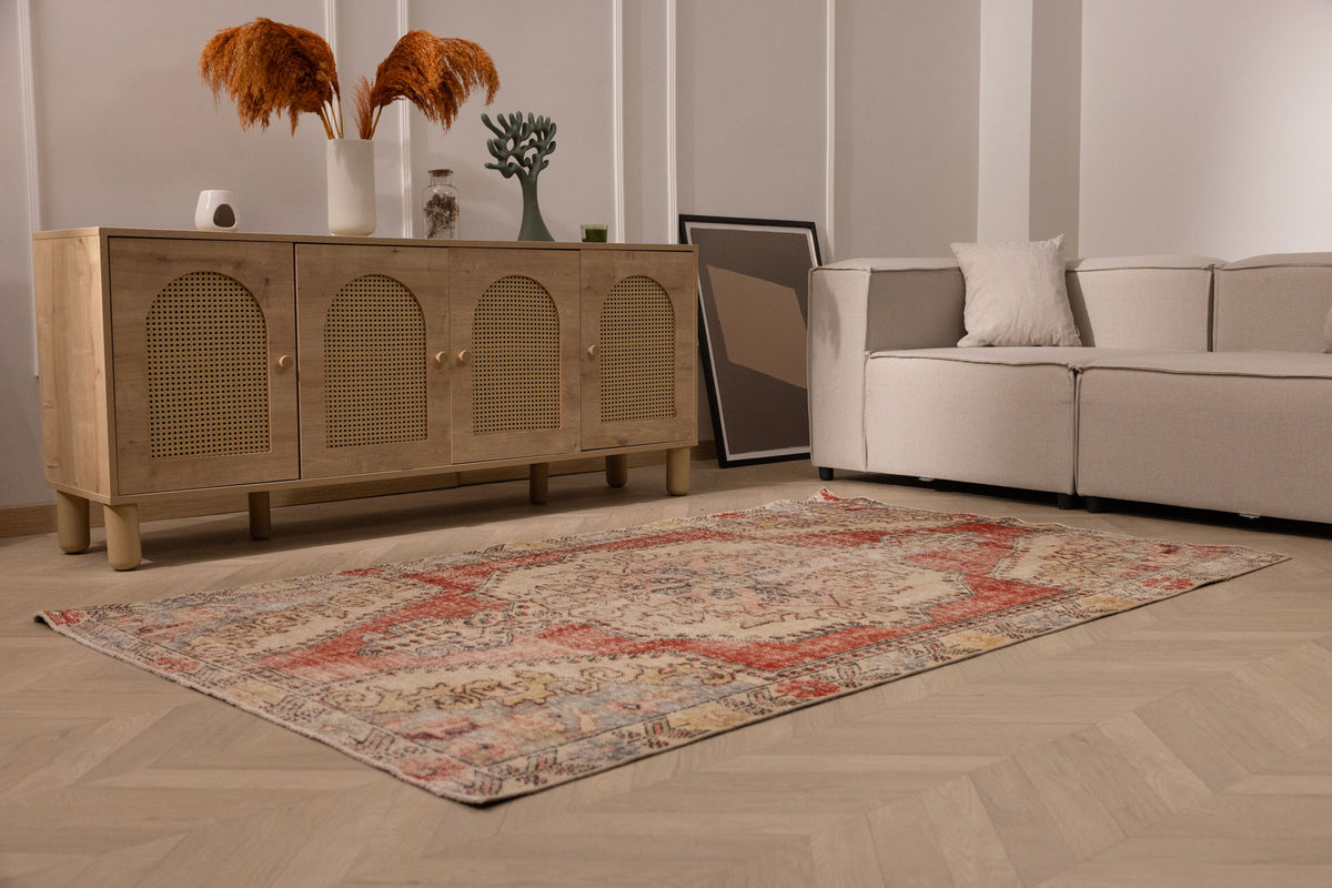 Vintage Nevşehir Turkish Area Rug 4x7 ft — Red & Beige Floral