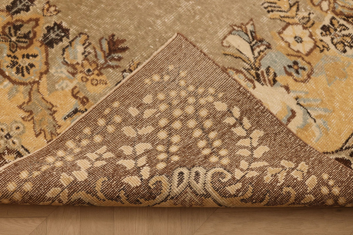 Vintage Isparta Turkish Area Rug 6x10 ft — Beige & Brown Floral