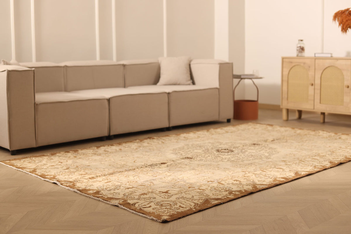 Vintage Isparta Turkish Area Rug 6x10 ft — Beige & Brown Floral