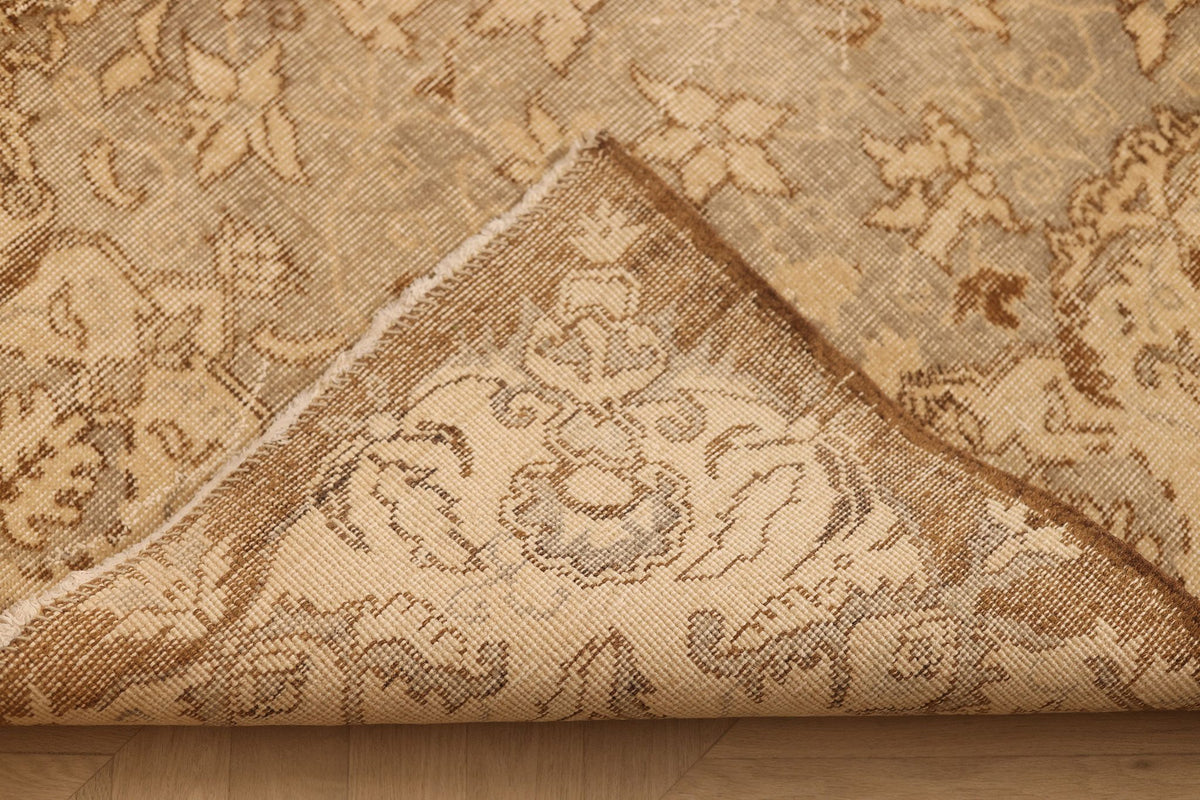 Vintage Isparta Turkish Area Rug 6x10 ft — Beige & Brown Floral