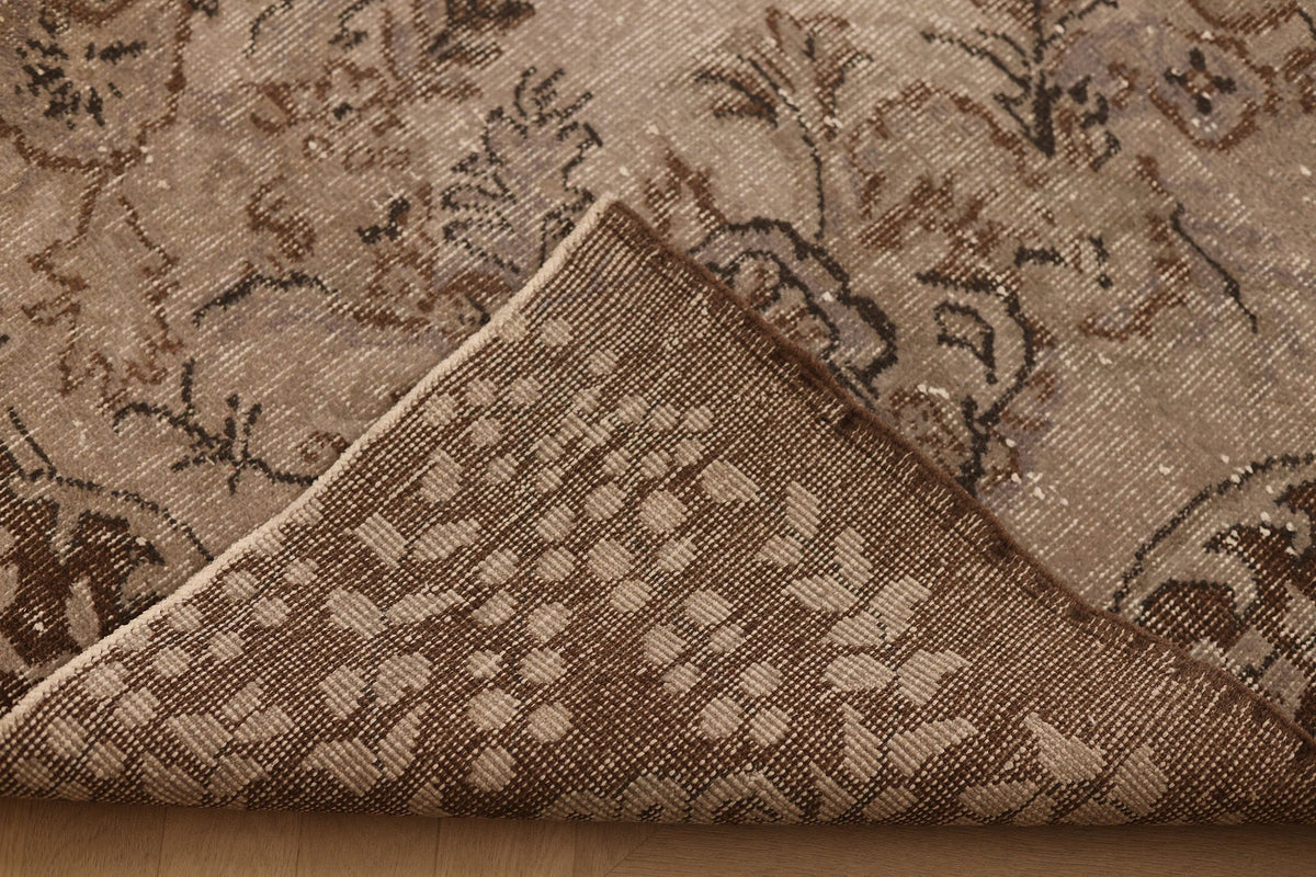 Vintage Isparta Turkish Area Rug 6x10 ft — Brown & Beige Floral