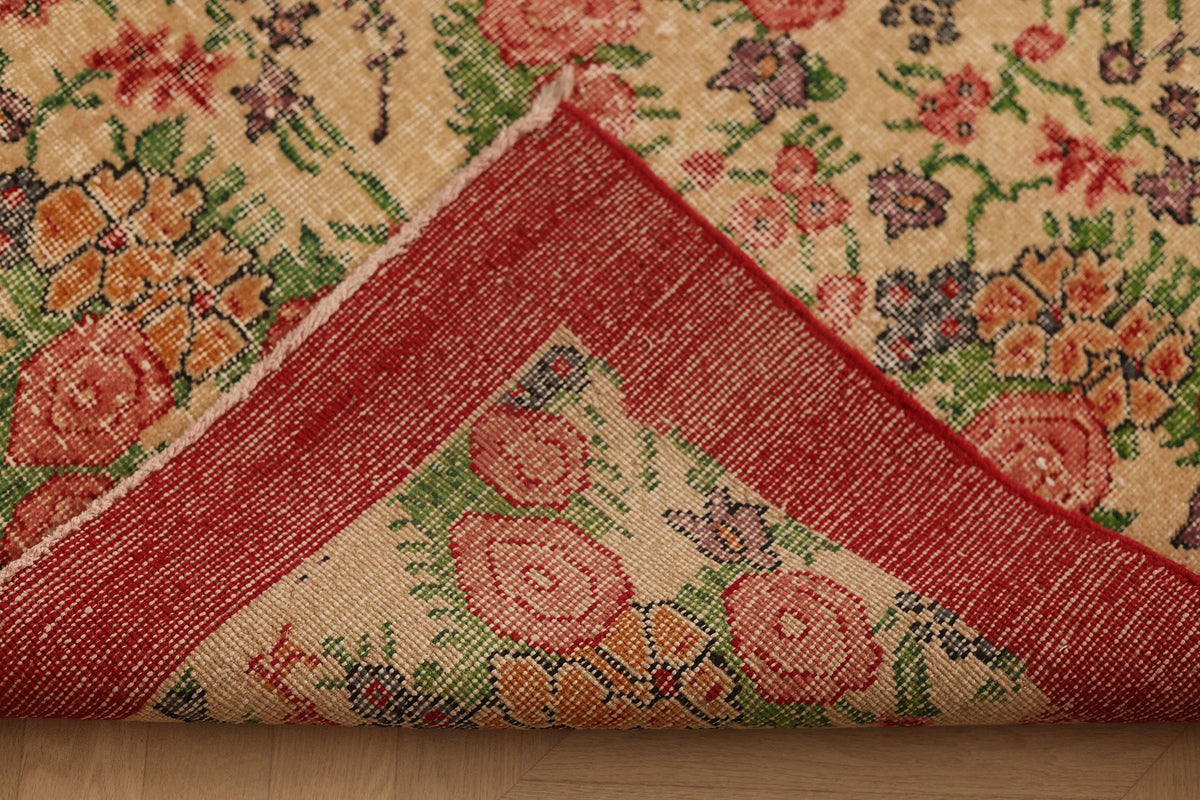 Vintage Isparta Turkish Area Rug 7x10 ft — Beige & Pink Floral