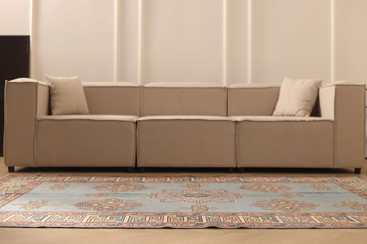 Vintage Uşak Turkish Area Rug 6x9 ft — Blue & Pink Geometric