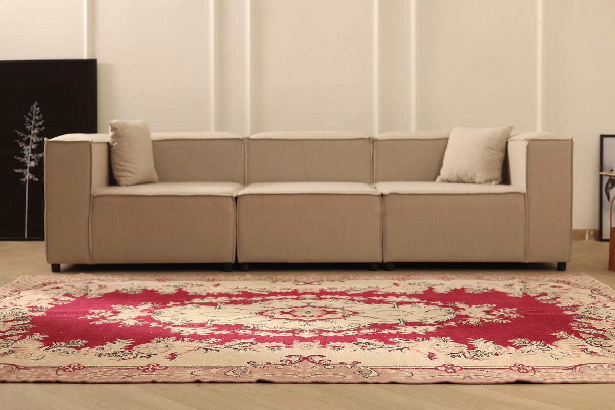 Vintage Isparta Turkish Area Rug 6x9 ft — Red & Beige Floral (No. 33602)