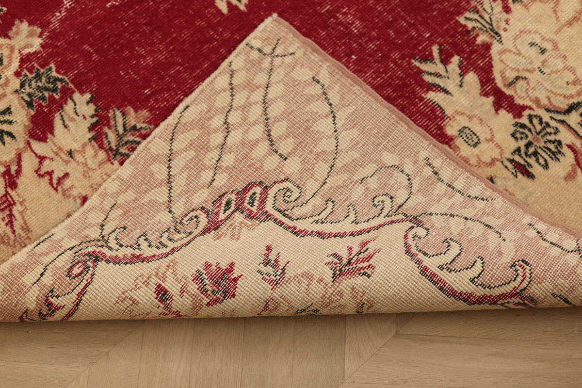 Vintage Isparta Turkish Area Rug 6x9 ft — Red & Beige Floral (No. 33602)