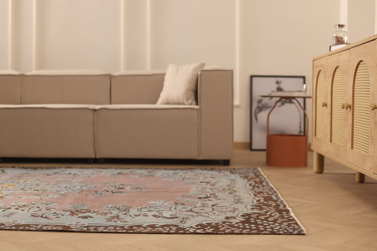 Vintage Isparta Turkish Area Rug 6x10 ft — Pink & Brown Floral
