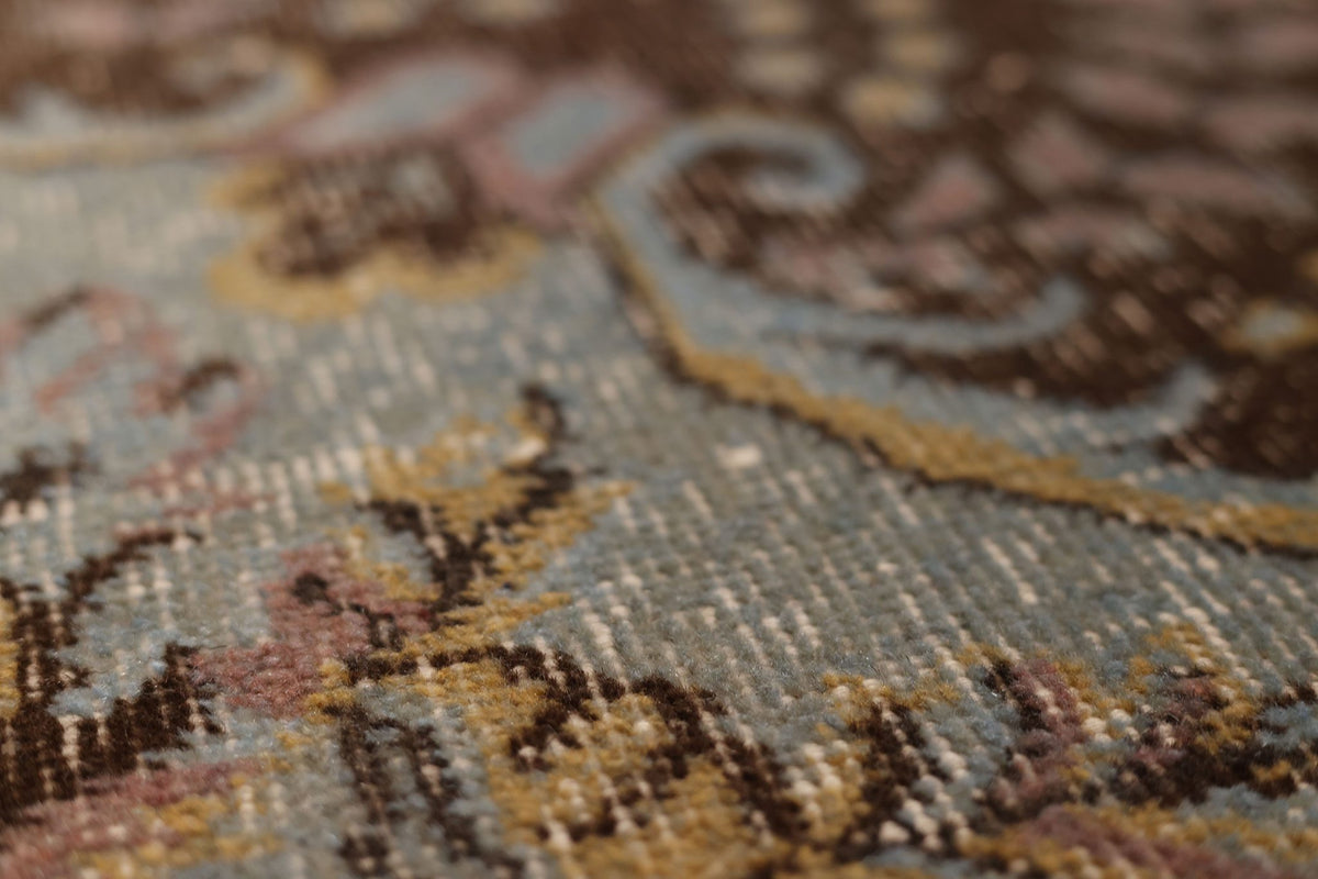 Vintage Isparta Turkish Area Rug 6x10 ft — Pink & Brown Floral
