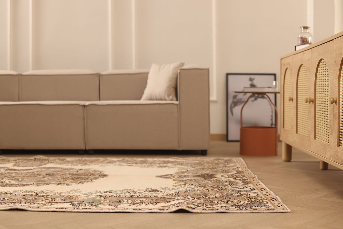 Vintage Isparta Turkish Area Rug 6x10 ft — Beige & Brown Floral