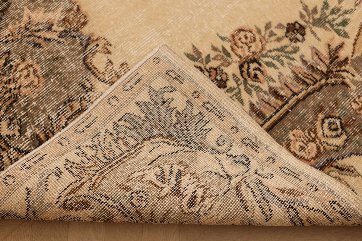 Vintage Isparta Turkish Area Rug 6x10 ft — Beige & Brown Floral