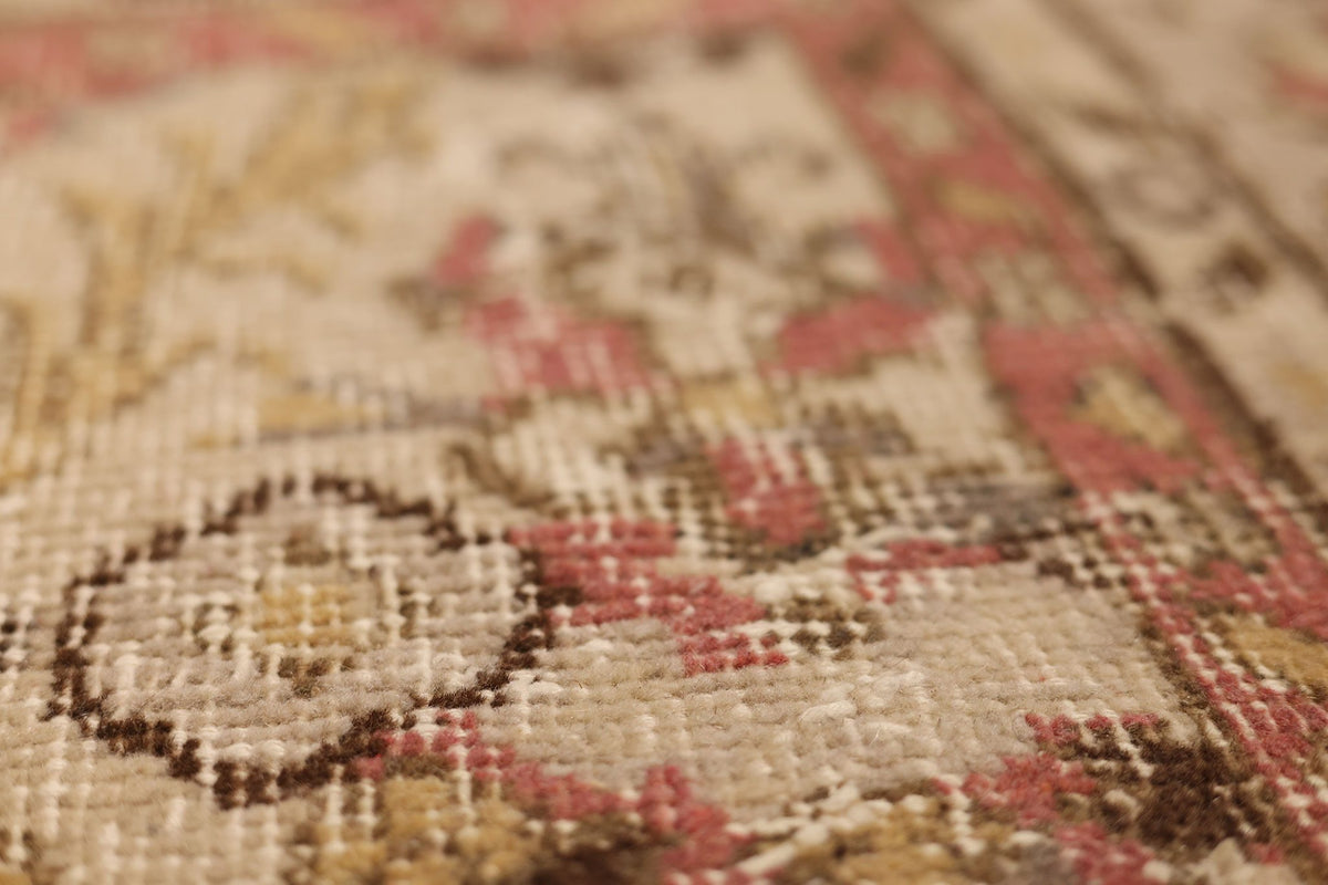 Vintage Isparta Turkish Area Rug 6x10 ft — Beige & Red Floral
