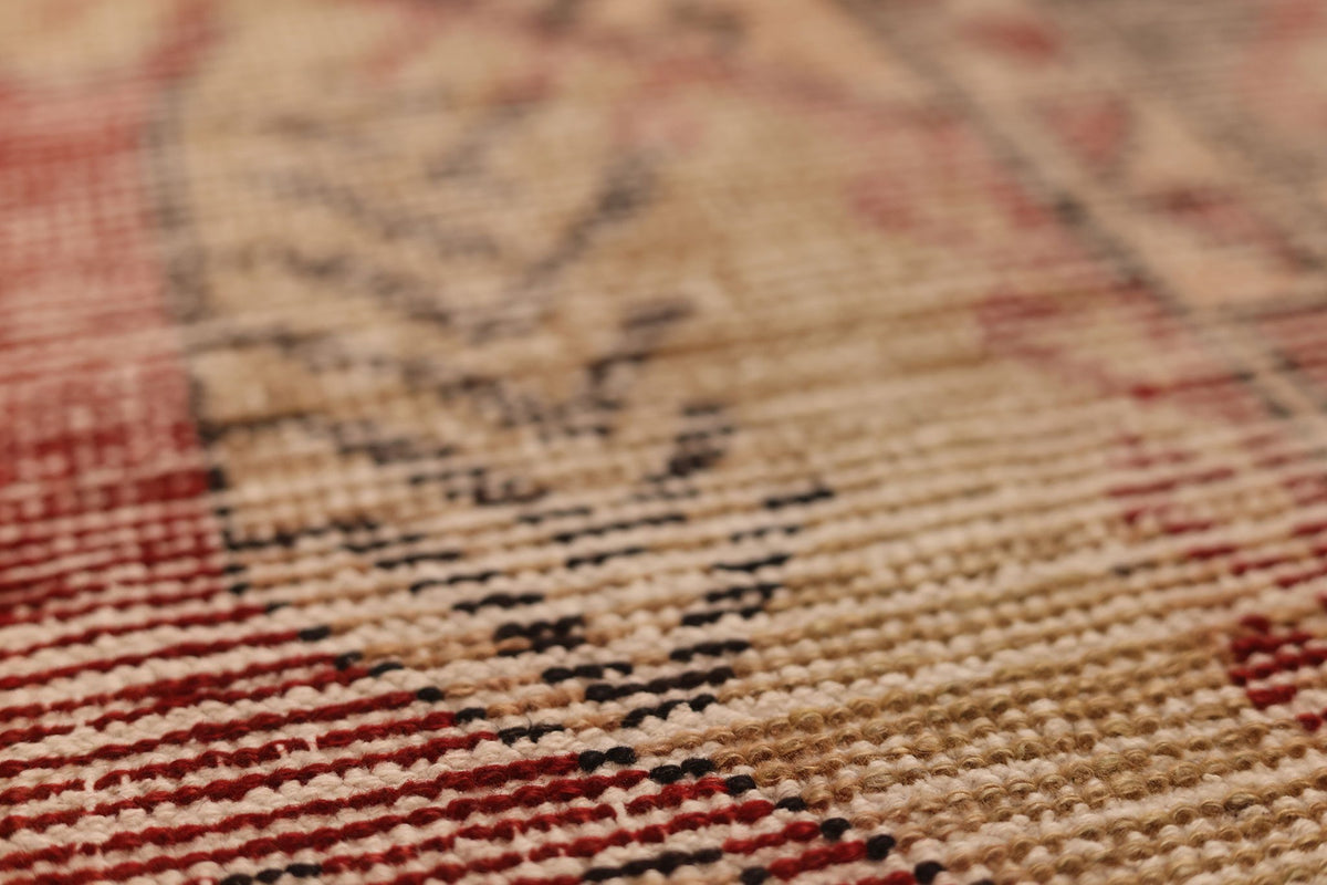 Vintage Niğde Turkish Area Rug 5x8 ft — Beige & Red Geometric