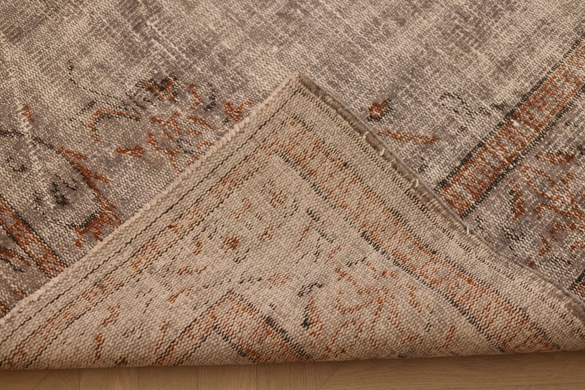 Vintage Manisa Turkish Area Rug 6x9 ft — Gray & Orange Floral