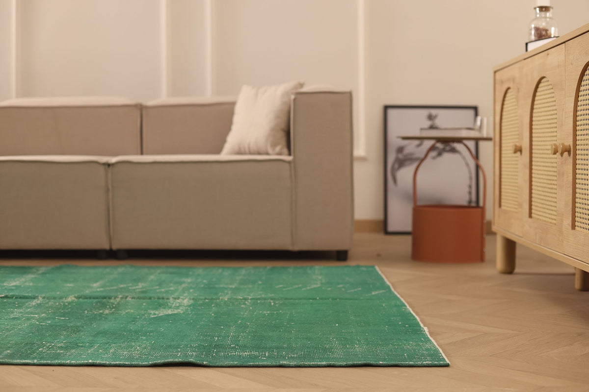 Vintage Isparta Turkish Area Rug 5x8 ft — Green Overdyed