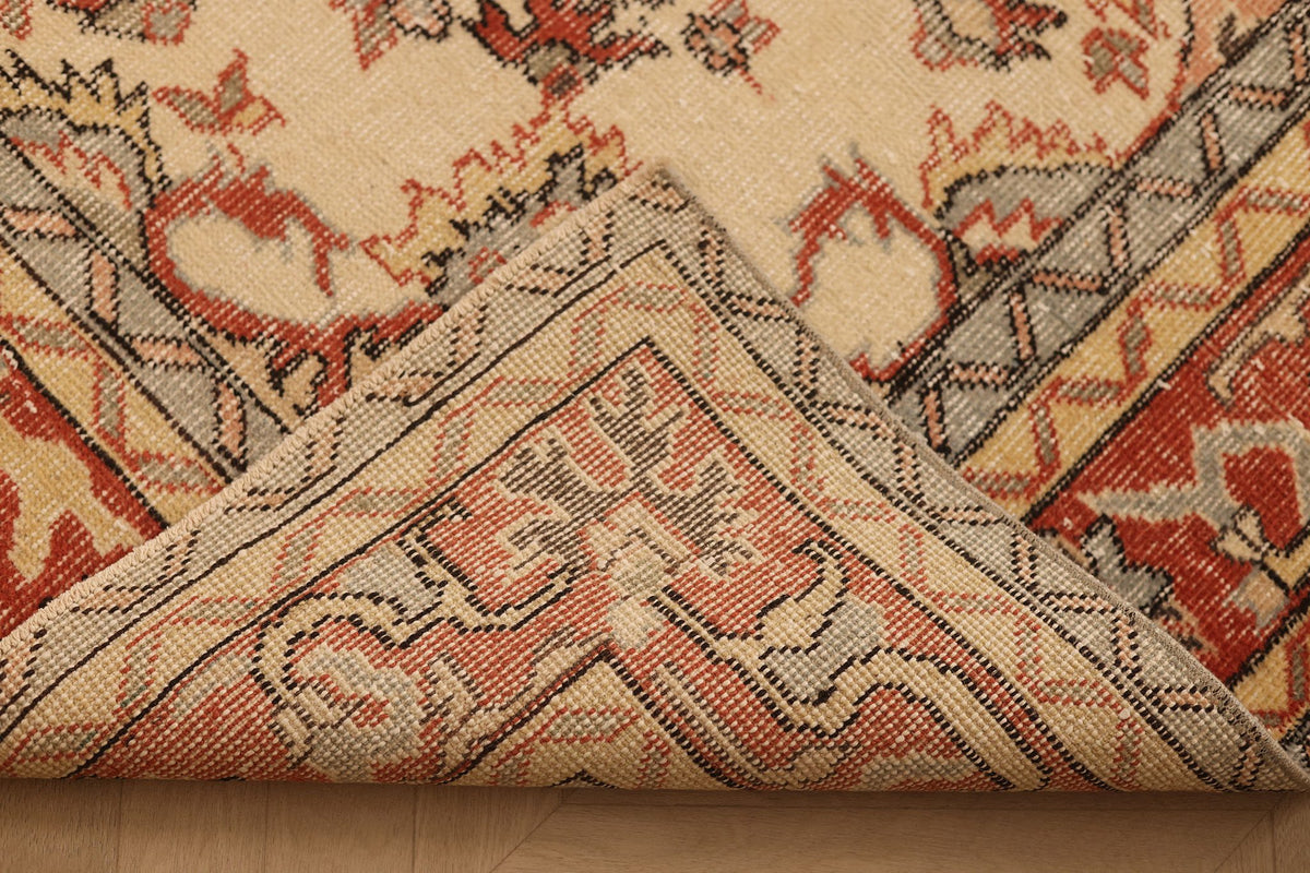 Vintage Isparta Turkish Area Rug 6x10 ft — Beige & Red Floral