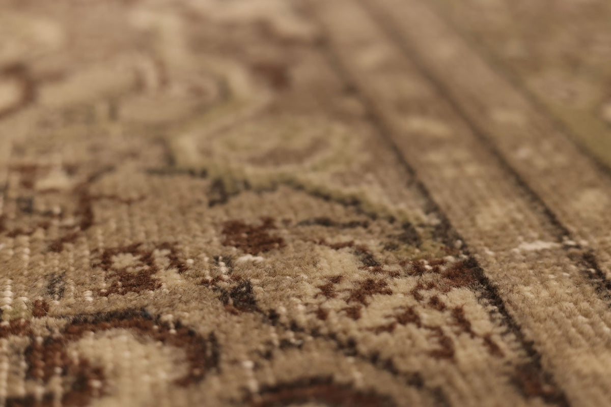 Vintage Isparta Turkish Area Rug 5x9 ft — Beige & Brown Floral