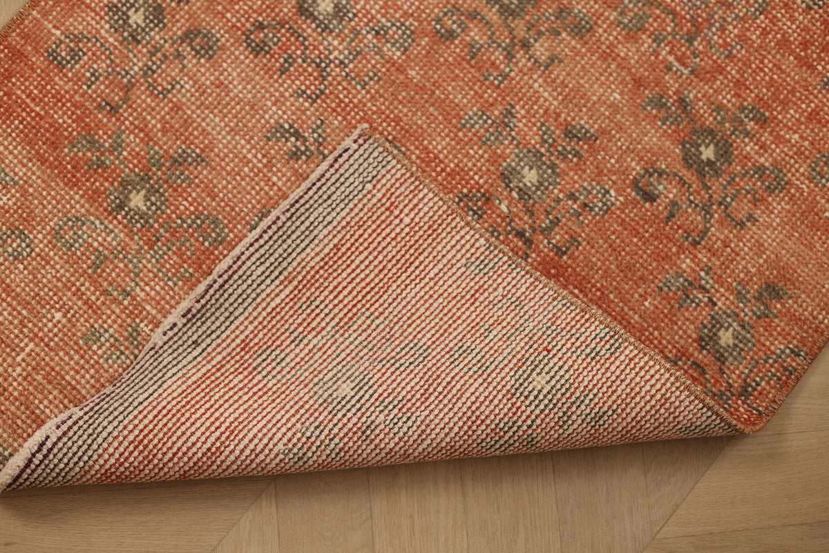 Vintage Malatya Turkish Runner Rug 2x8 ft — Red & Gray Floral