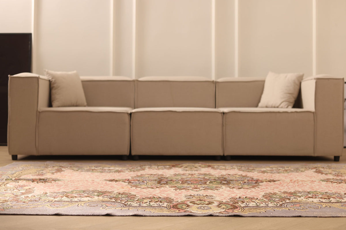 Vintage Isparta Turkish Area Rug 6x9 ft — Beige & Gray Floral