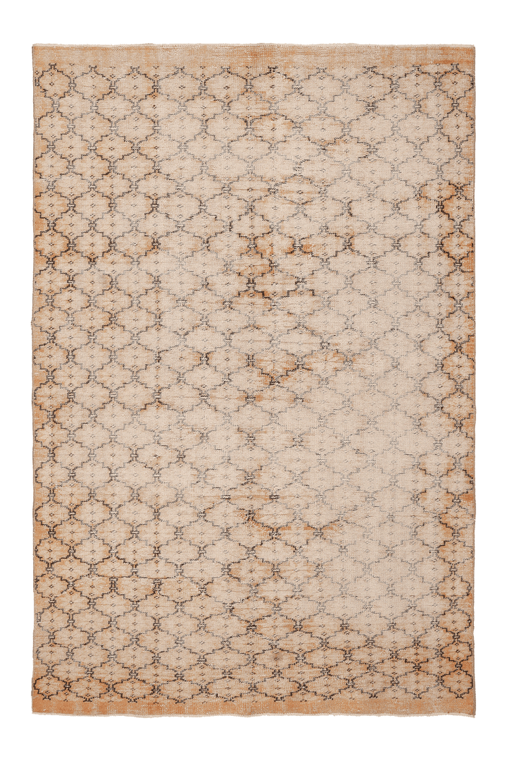 Vintage Isparta Turkish Area Rug 6x9 ft — Beige & Orange Geometric