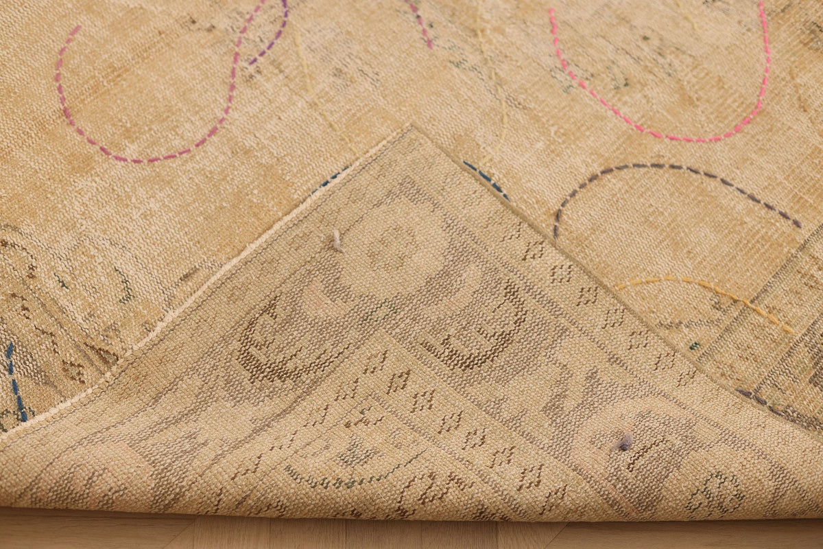 Vintage Isparta Turkish Area Rug 6x9 ft — Beige & Brown Geometric