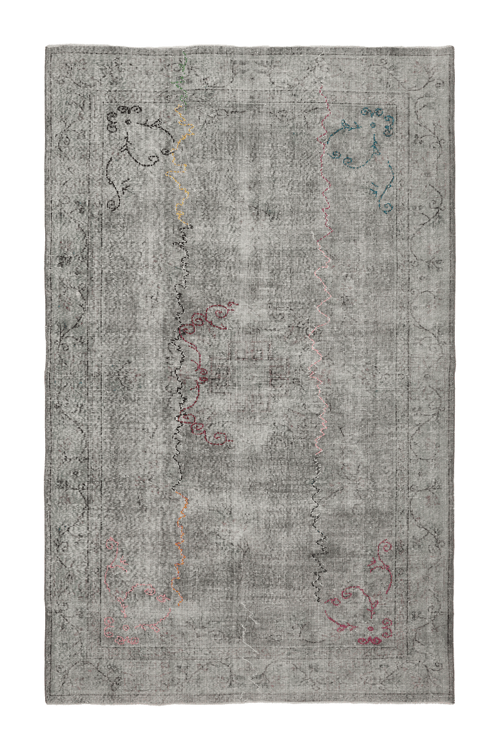 Vintage Isparta Turkish Area Rug 6x9 ft — Gray & Green Floral