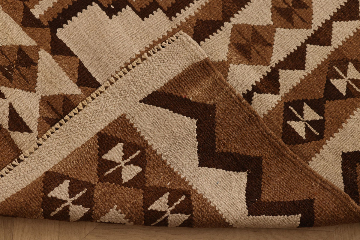 Vintage Southeastern Persian Style Kilim Runner Rug 4x10 ft — Brown & Beige Geometric